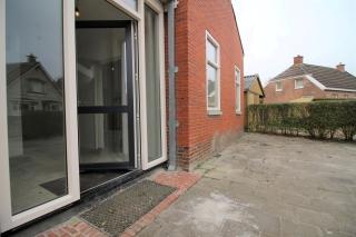 80 m² Home with Garden in Kommerzijl - Image 3