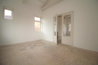 80 m² Home with Garden in Kommerzijl - Image 8