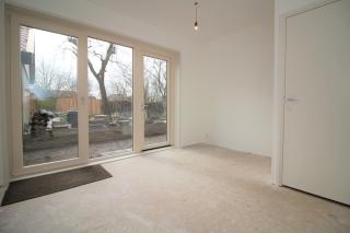 80 m² Home with Garden in Kommerzijl - Image 12