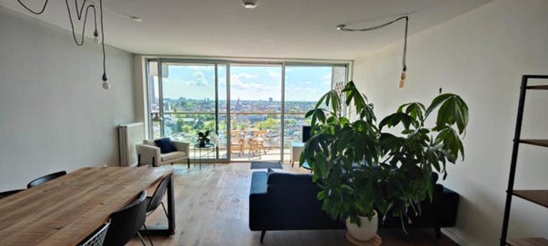 Furnished apartment with views in Leiden - Image 3