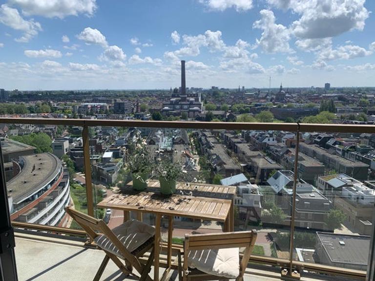 Furnished apartment with views in Leiden - Image 26