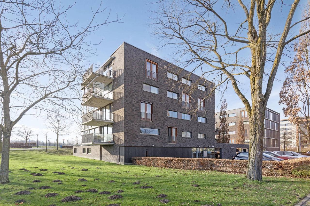 111 m² appartement met balkon in Grasrijk - Afbeelding 1