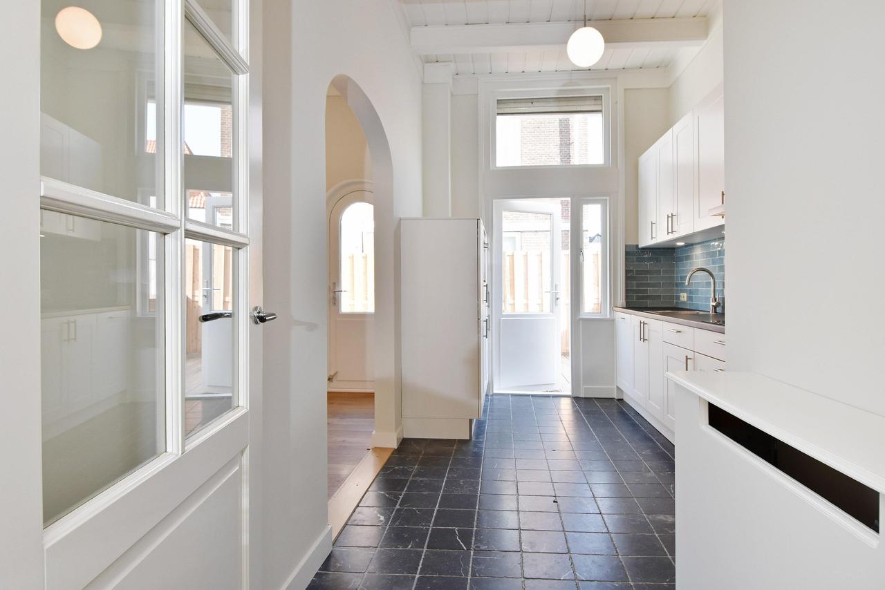 208 m² Home with Terrace in Buurtschap 2005 - Image 5