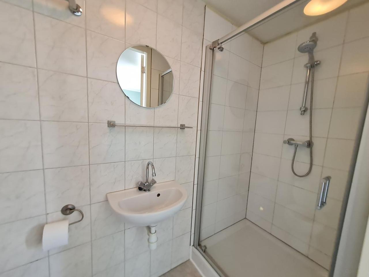 Semi-studio met slaapkamer in Tilburg - Afbeelding 11