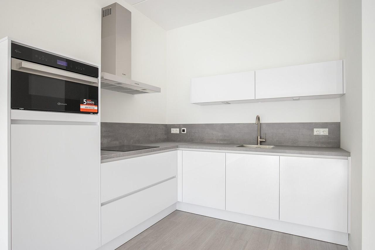 91 m² apartment with balcony in Strijp-S - Image 8