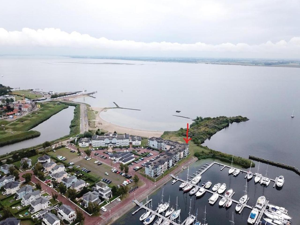 Gemeubileerd penthouse met vijf balkons - Afbeelding 2