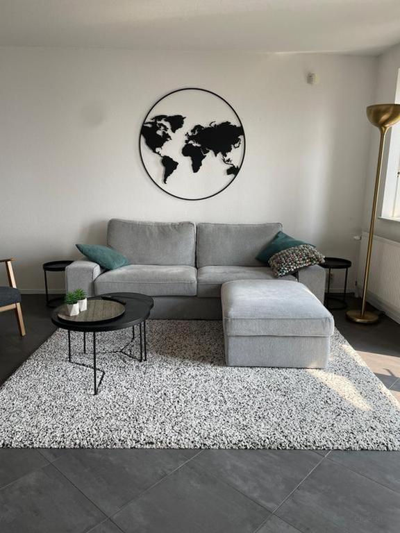 Gemeubileerd penthouse met vijf balkons - Afbeelding 11