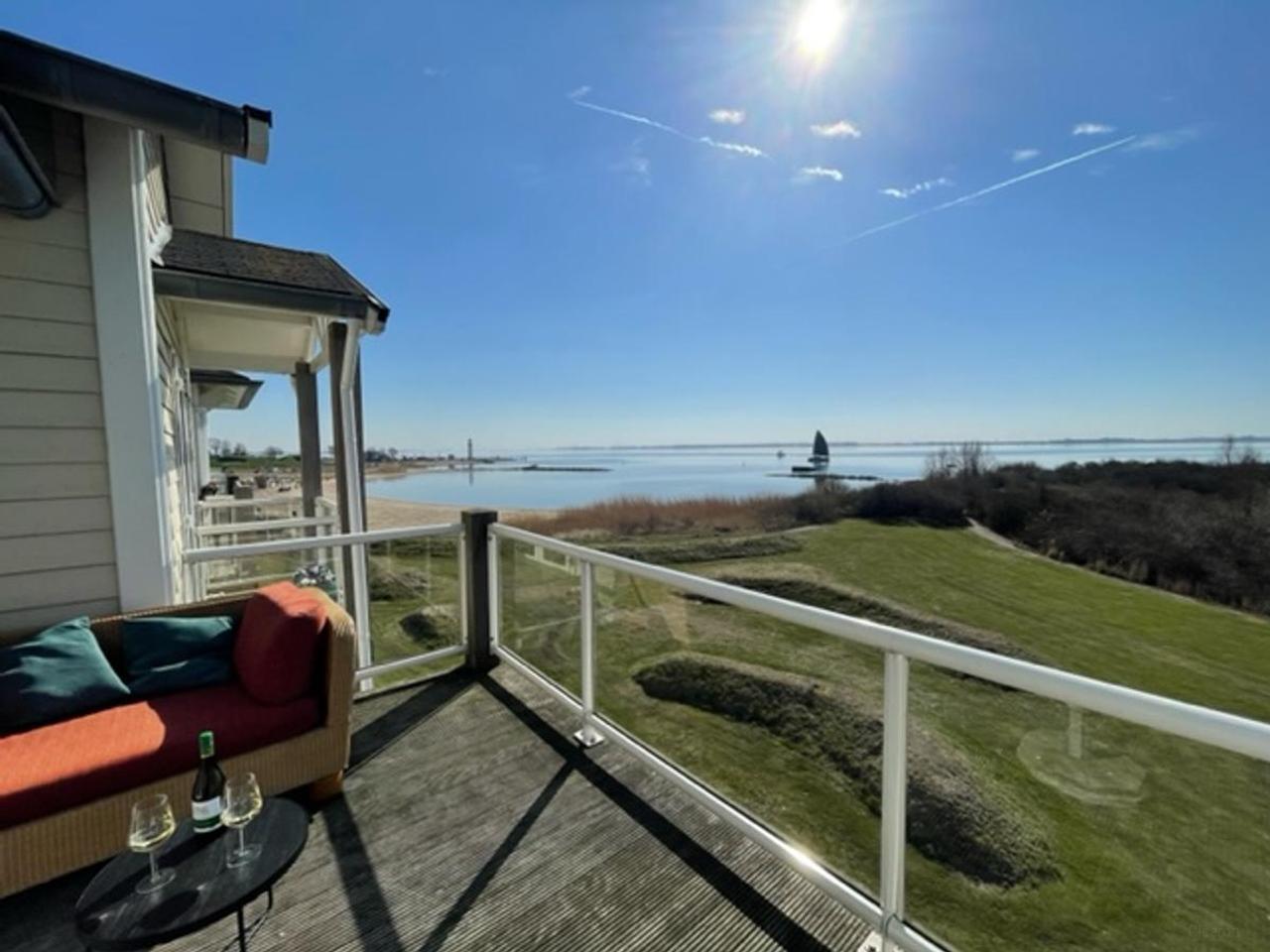 Gemeubileerd penthouse met vijf balkons - Afbeelding 15