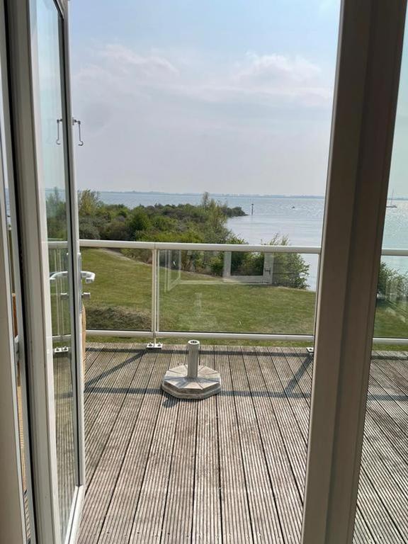 Gemeubileerd penthouse met vijf balkons - Afbeelding 17