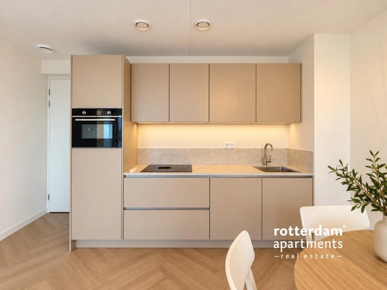 Gemeubileerde studio met balkon in Rotterdam - Afbeelding 6