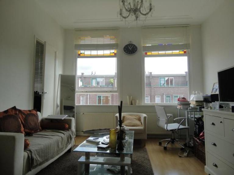 Apartment for Rent near Koningsplein - Image 5