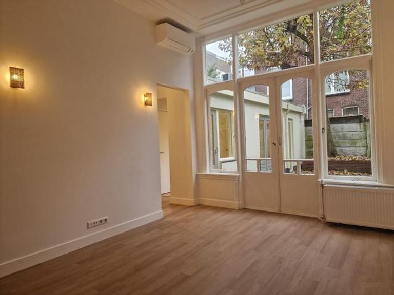 Apartment with Garden and AC in The Hague - Image 2