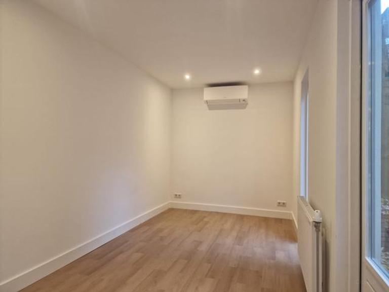 Apartment with Garden and AC in The Hague - Image 8