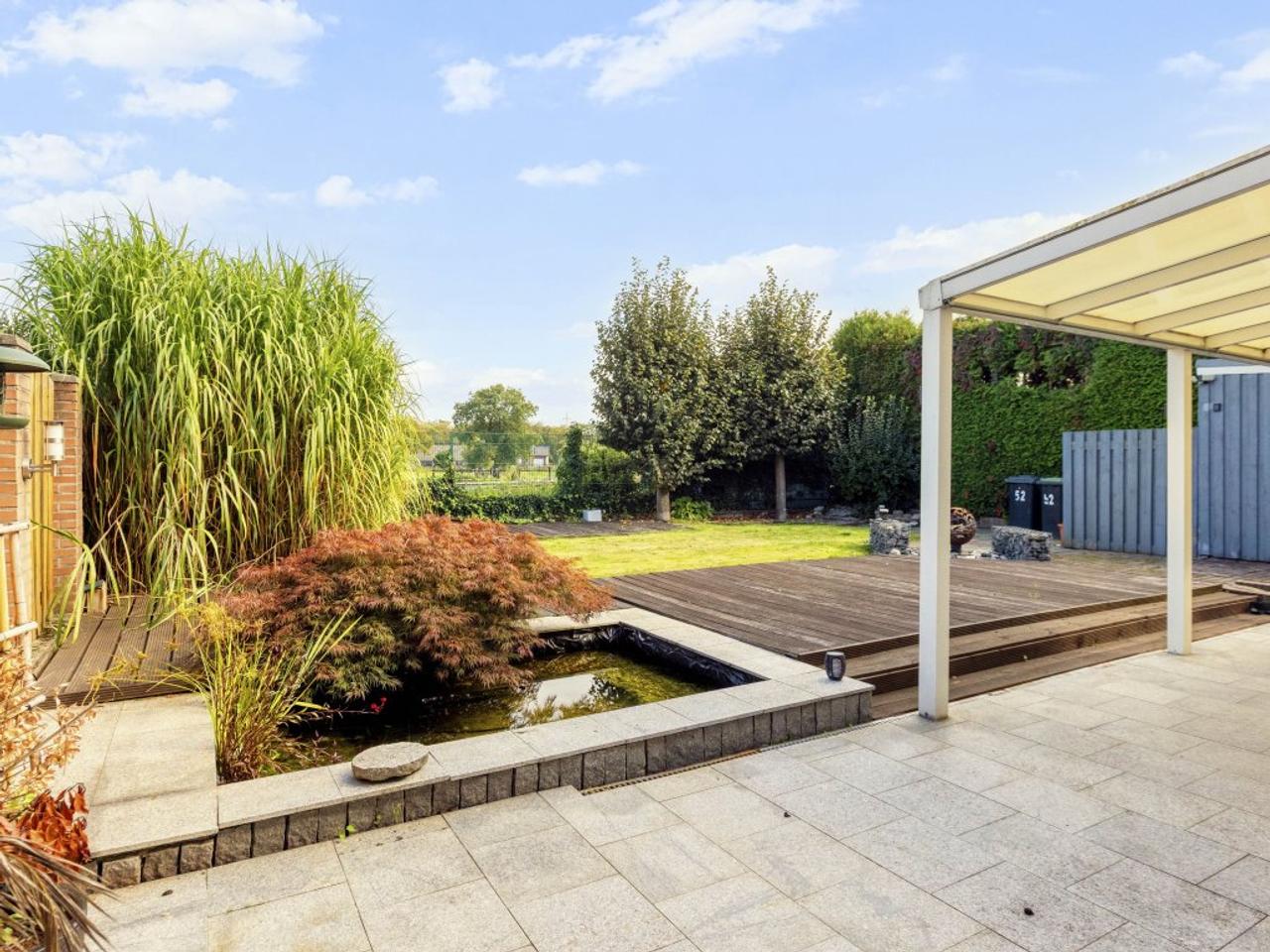 161 m² family home with garden and garage - Image 23