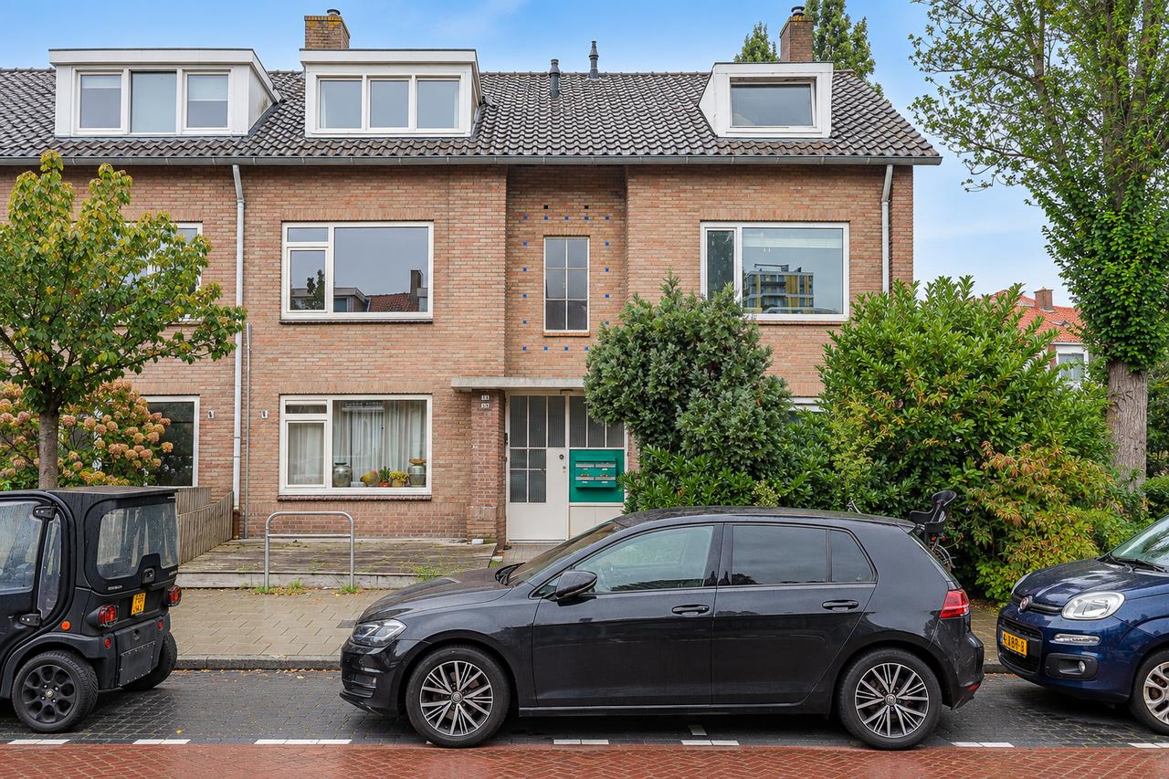 Appartement te huur aan Ferdinand Bolweg - Afbeelding 1