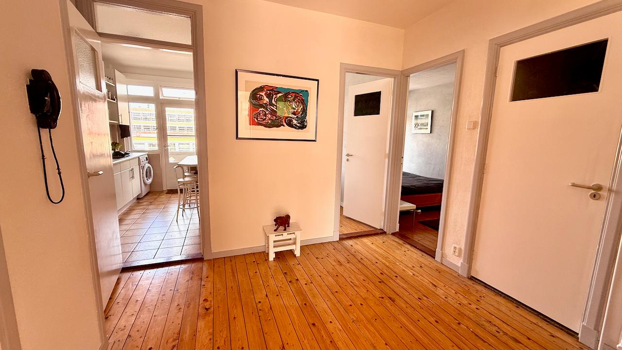 Furnished 3-room apartment with balcony - Image 8