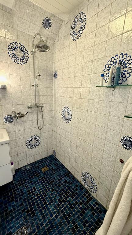 Furnished 3-room apartment with balcony - Image 14