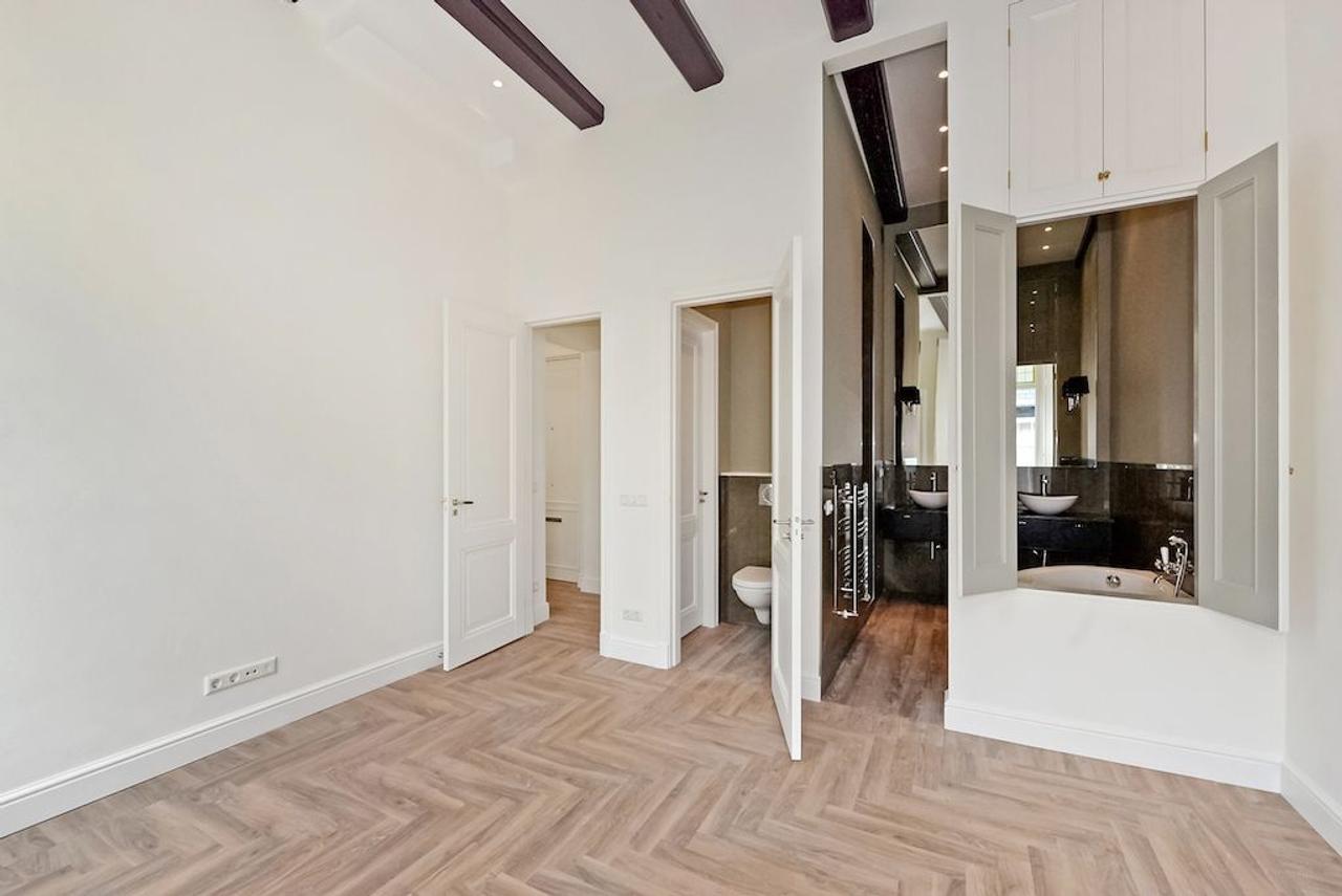 80 m² Corner Apartment on Denneweg - Image 11
