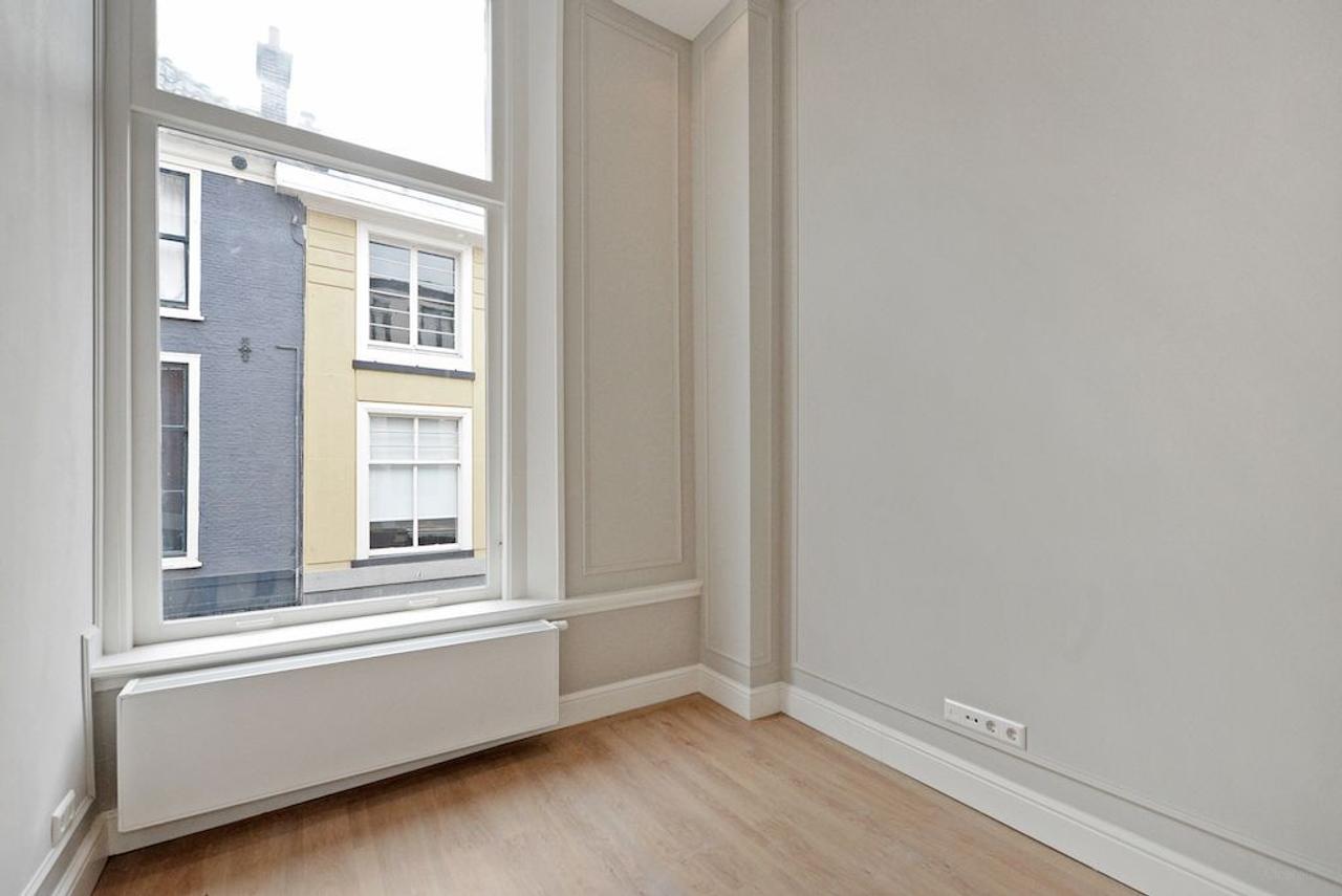 80 m² Corner Apartment on Denneweg - Image 18