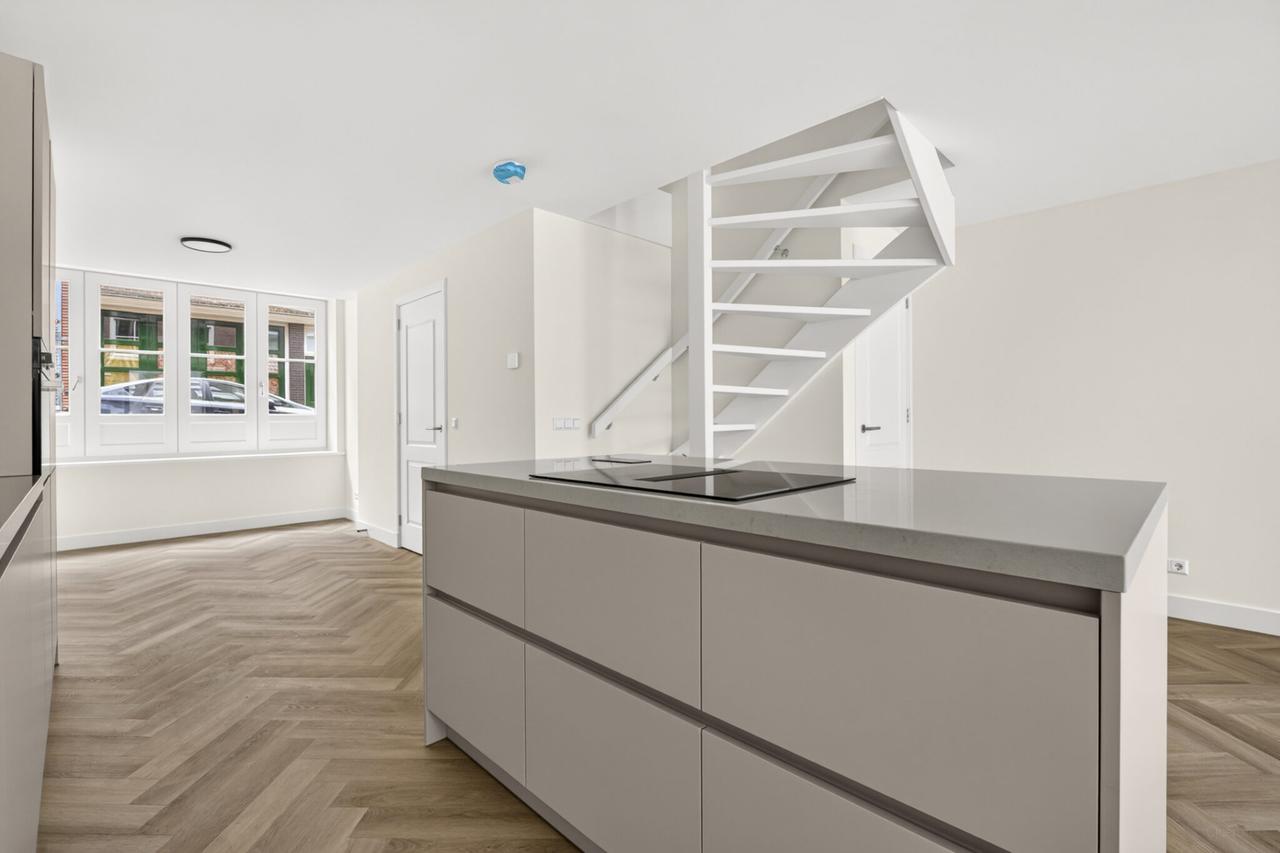 102 m² duplex ground-floor home with garden - Image 9