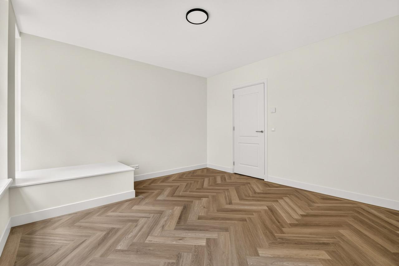 102 m² duplex ground-floor home with garden - Image 17