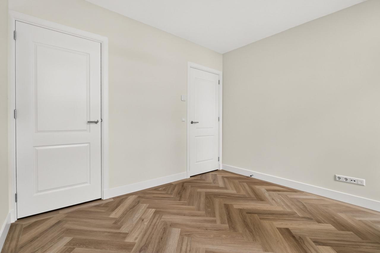 102 m² duplex ground-floor home with garden - Image 20