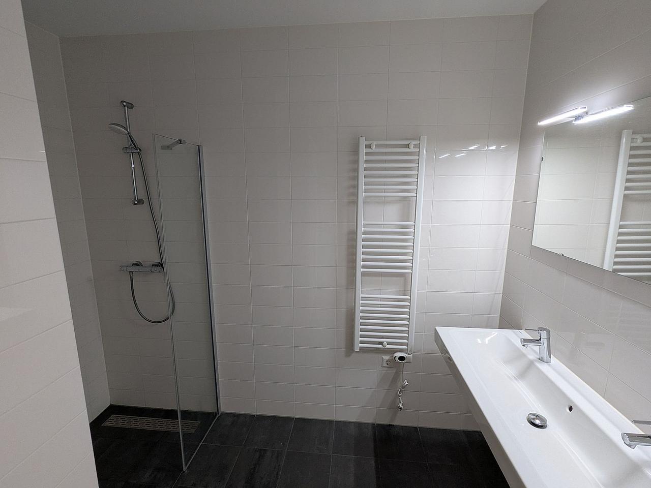 Two-bedroom apartment with balcony in Haarlem - Image 5