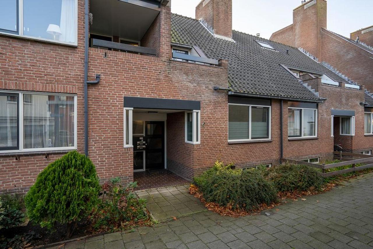 Ground-floor living with garden in Wassenaar - Image 2
