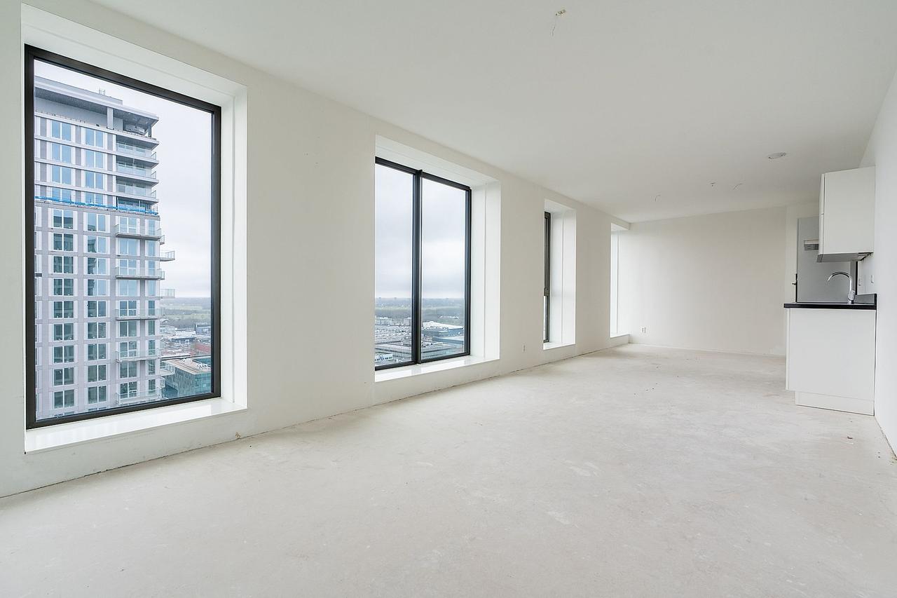 58 m² apartment with sunny balcony - Image 2