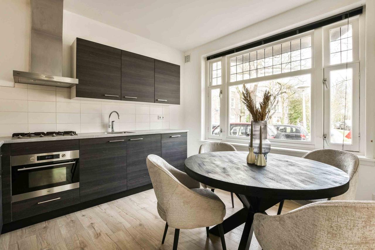 Gemeubileerd 3-kamerappartement in Rijnbuurt - Afbeelding 12