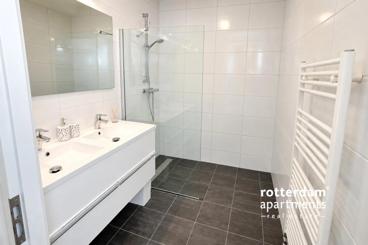 Gemeubileerd 3-kamerappartement bij Centraal - Afbeelding 11