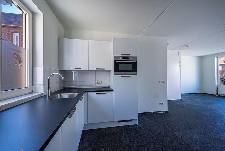 Mid-terrace house with garage in De Kakert - Image 9