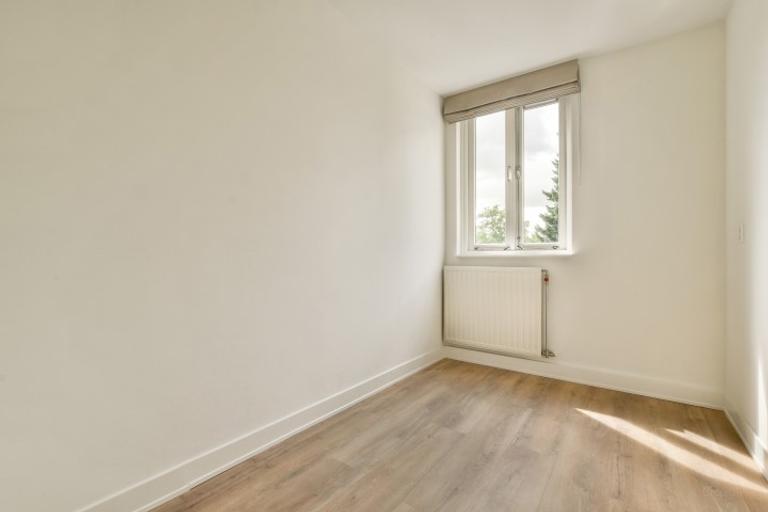 Licht 3-slaapkamerappartement met balkon - Afbeelding 13