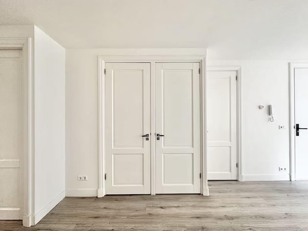 55 m² appartement met balkon in De Pijp - Afbeelding 3