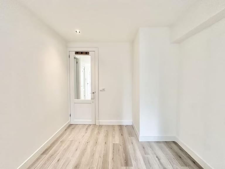 55 m² appartement met balkon in De Pijp - Afbeelding 8