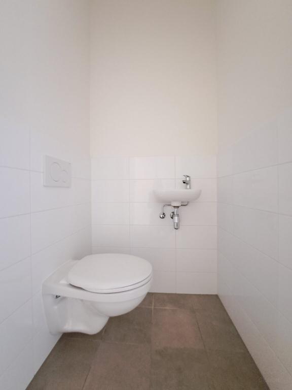 3-Bedroom Apartment near Strijp-S - Image 10