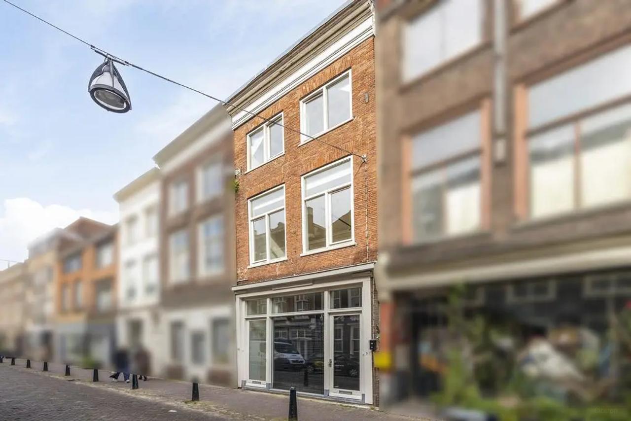 Rooftop terrace with views in Dordrecht - Image 1