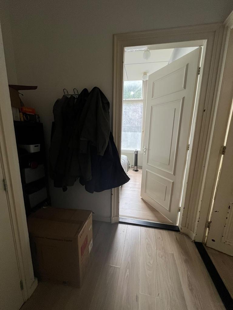 36 m² studio with separate bedroom - Image 2