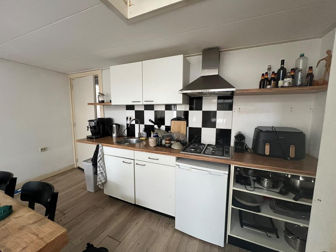36 m² studio with separate bedroom - Image 4