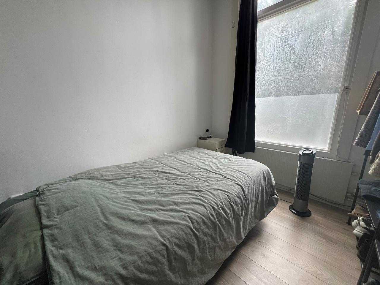 36 m² studio with separate bedroom - Image 9