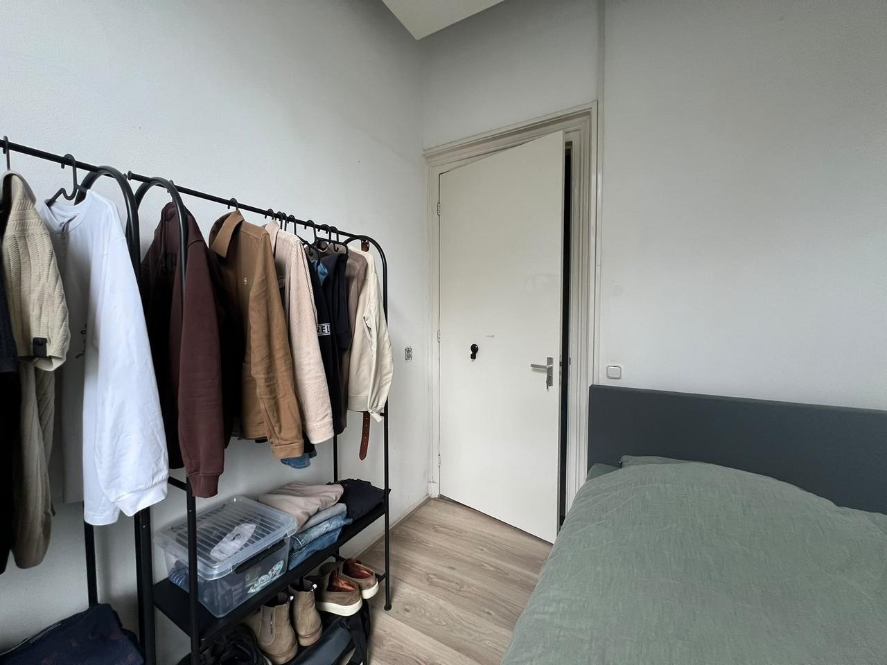 36 m² studio with separate bedroom - Image 10