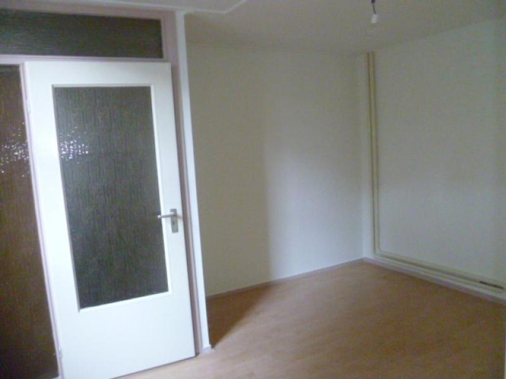 One-bedroom apartment near Domplein, Utrecht - Image 1