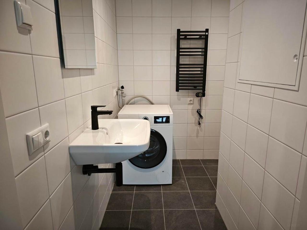 Gemeubileerd appartement op 17e verdieping - Afbeelding 8