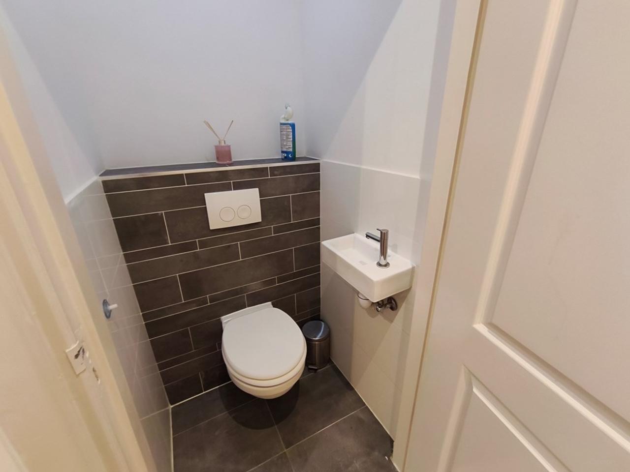 Ground-floor home with garden and 3 bedrooms - Image 15