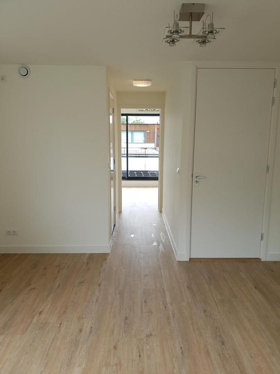 Available now: 2-bedroom apartment in Bijlmer Oost - Image 5