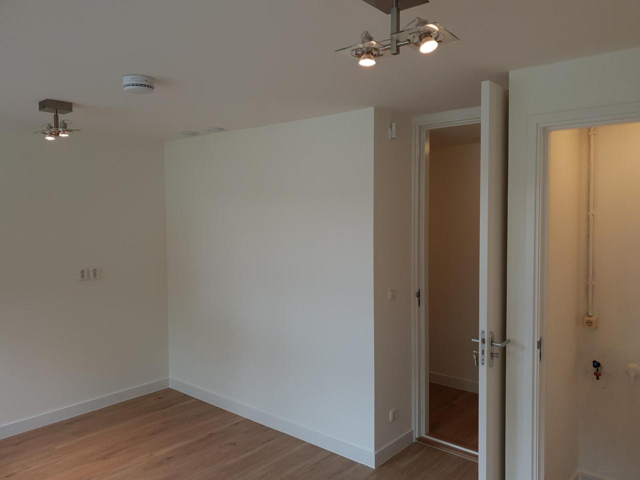 Available now: 2-bedroom apartment in Bijlmer Oost - Image 13