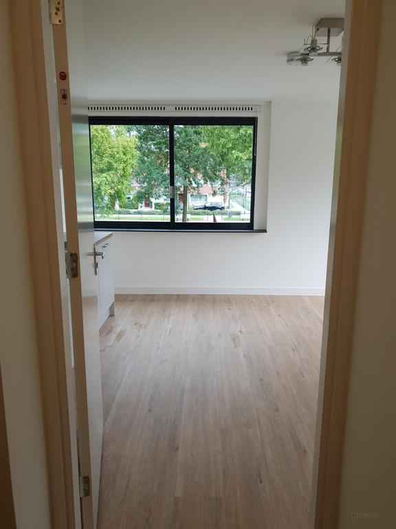 Available now: 2-bedroom apartment in Bijlmer Oost - Image 14