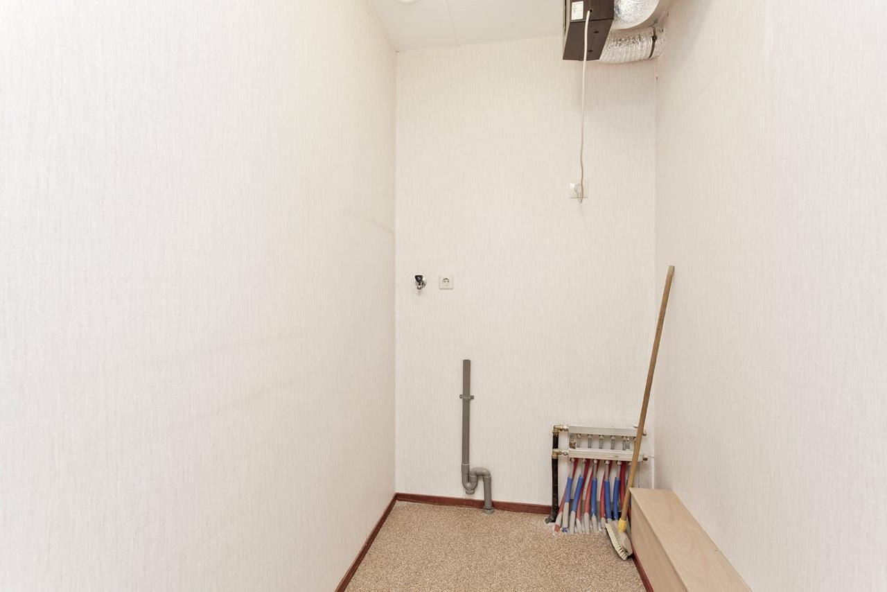 93 m² apartment with balcony in Colmschate - Image 14