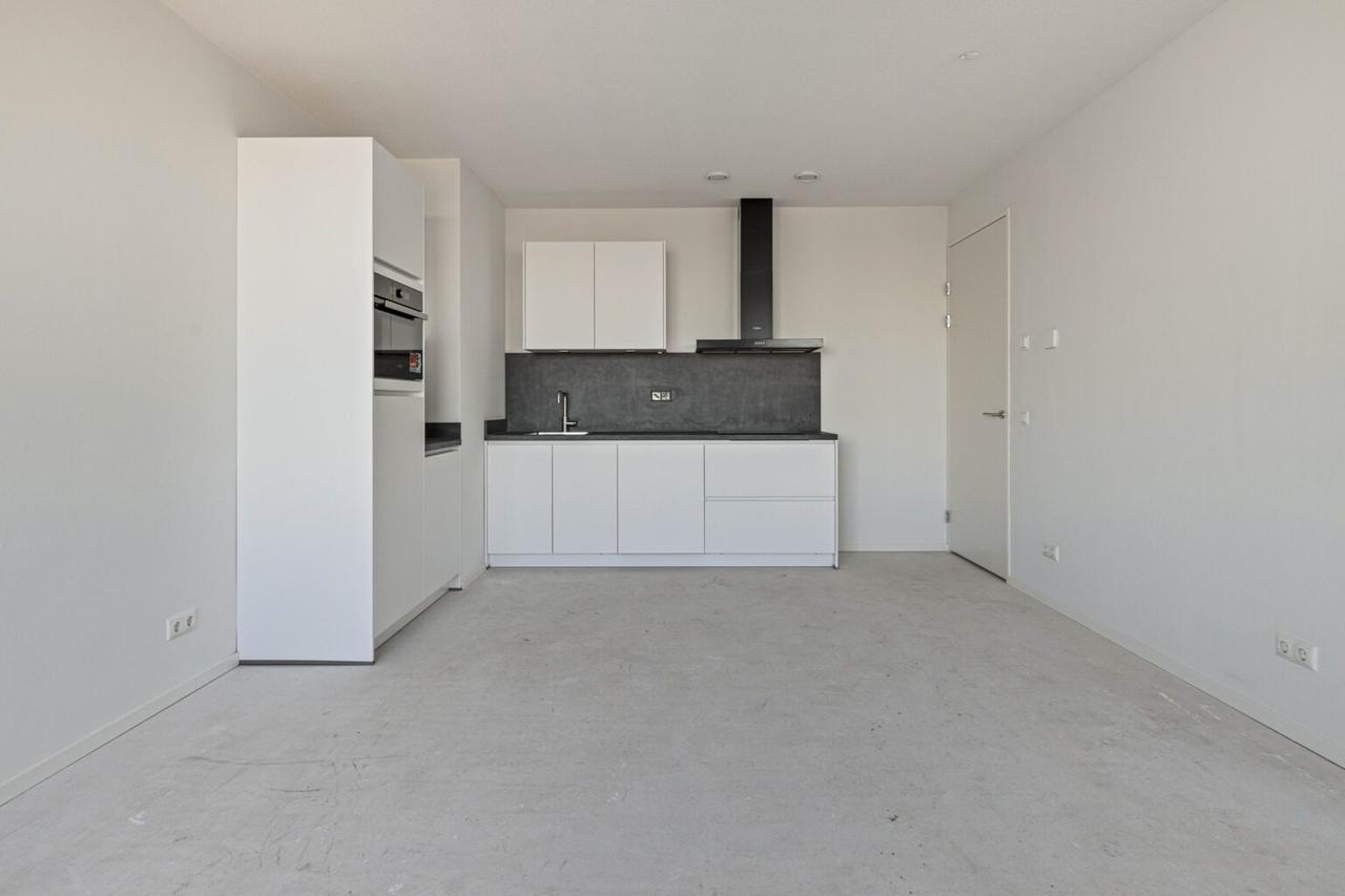 A+++ Apartment with Balcony in Sloterdijk - Image 3