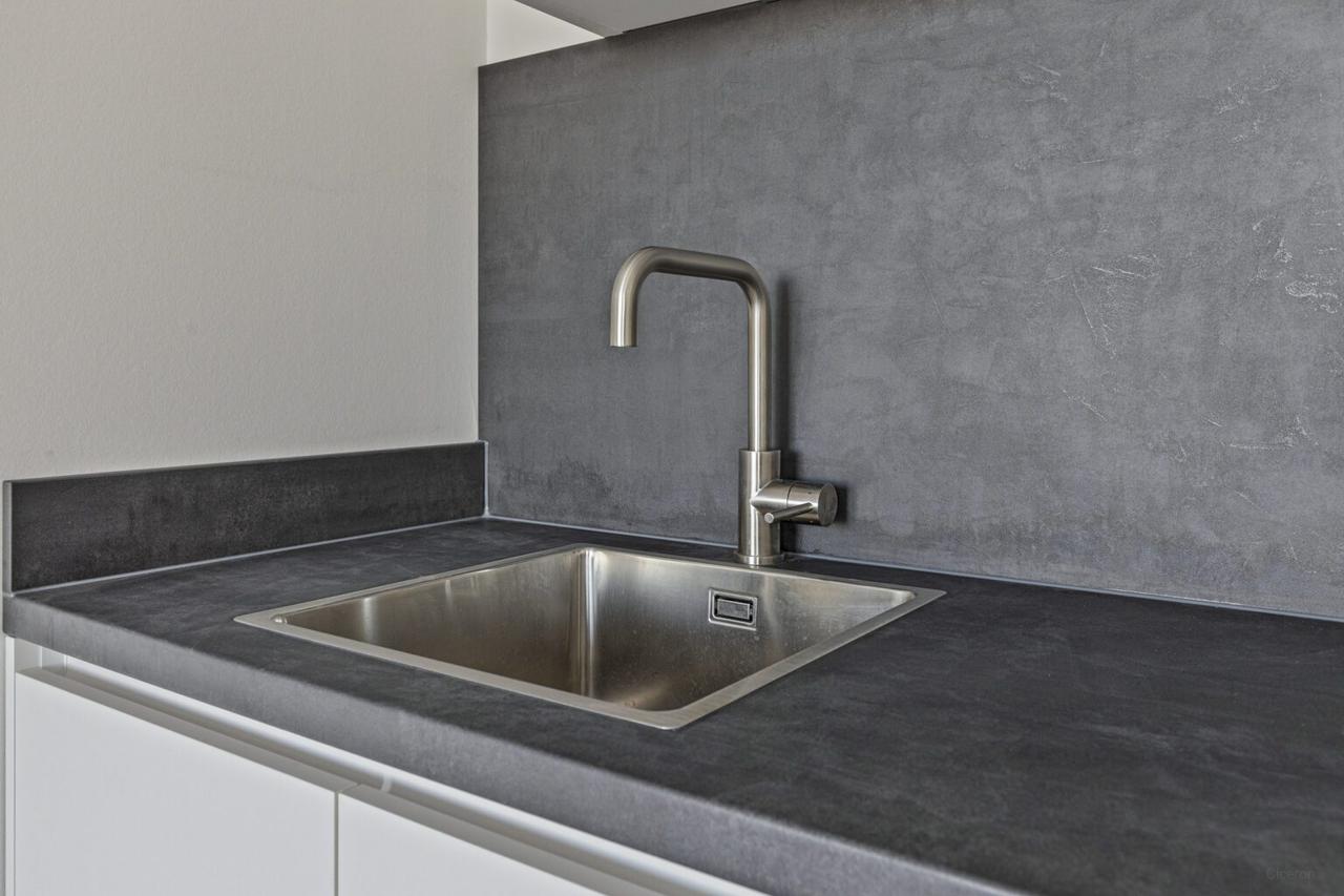 A+++ Apartment with Balcony in Sloterdijk - Image 8